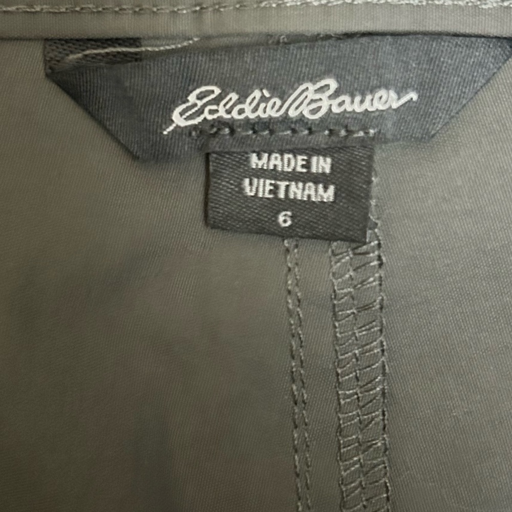 NWOT Eddie Bauer Cargo Pocket Short 5" - Picture 4 of 8